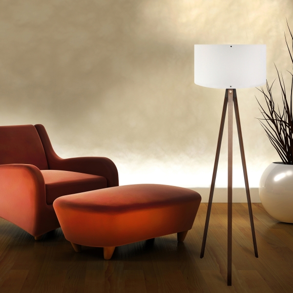 Homing Wooden Tripod Floor Lamp AYD-2483