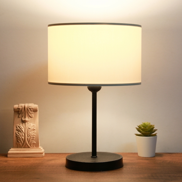 Homing Cream Fabric Metal Body Lampshade AYD-2849